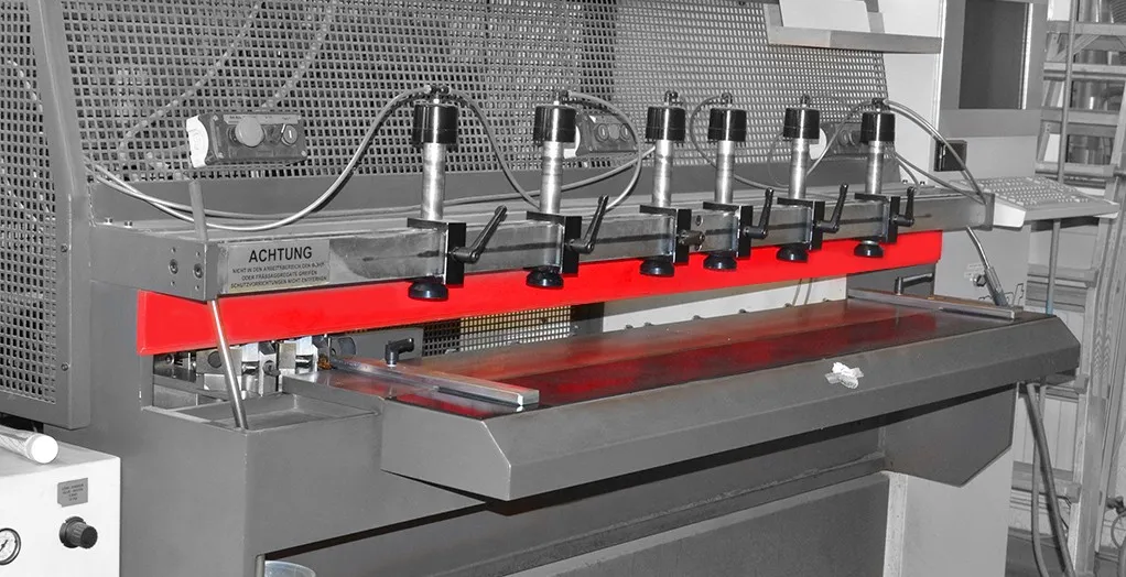 Dübelmaschine